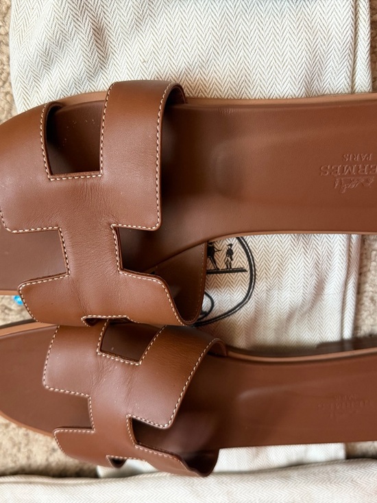 Hermes Brown Oran Slide Sandals in Cognac Leather - Picture 5 of 10